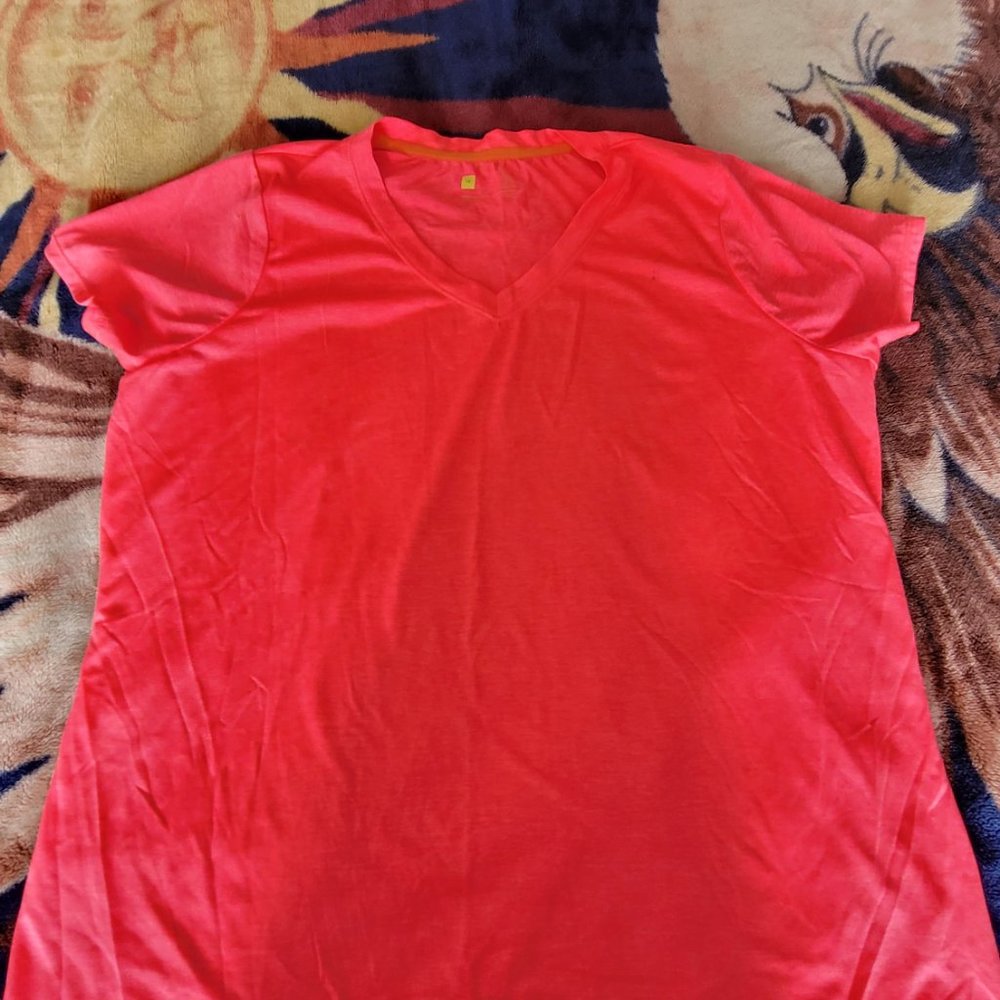Xersion workout shirt